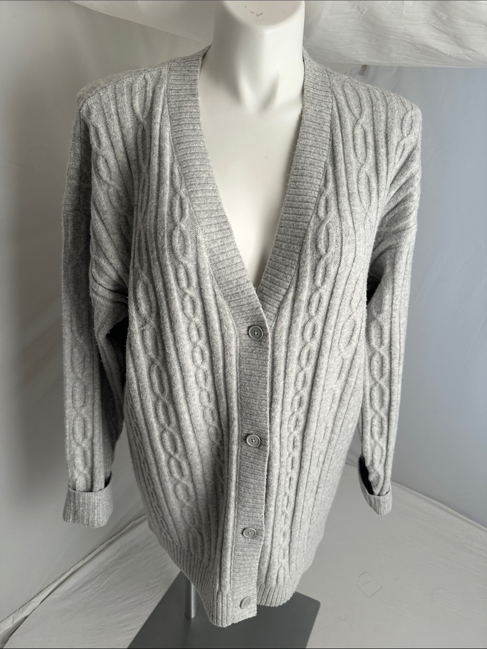 Alo Athletic Heather Cable Knit Winter Bliss cardigan